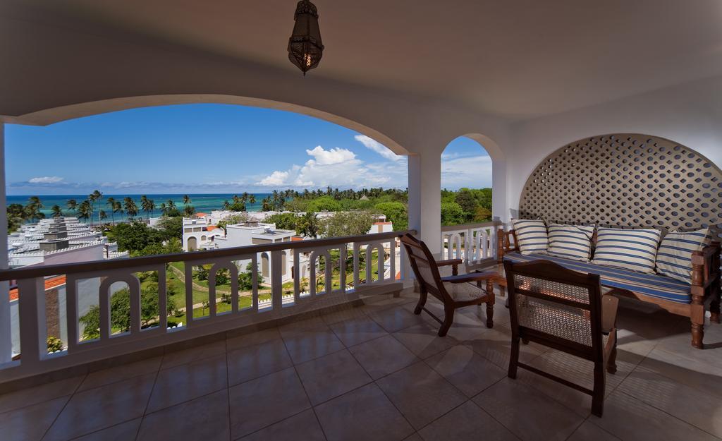Lantana Galu Beach Diani Beach Zimmer foto